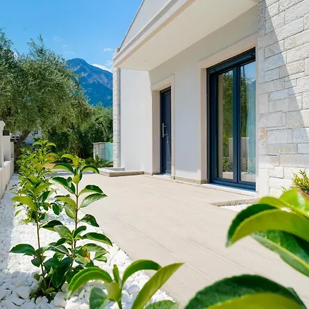 Ilias Villa *