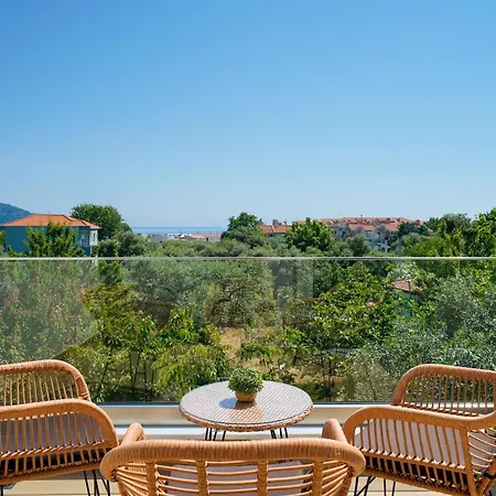 Villa Ilias *